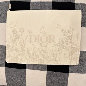 Dior Cream Botanical Clutch